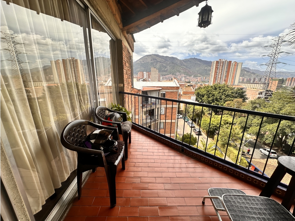 SE VENDE APARTAMENTO EN BELLO BARRIO CABAÑAS PARTE BAJA — foto 4