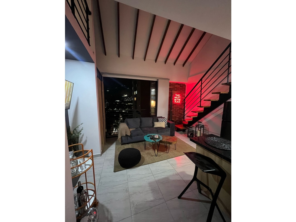 SE VENDEN 4 APARTAMENTOS DÚPLEX EN BELLO BARRIO CABAÑAS