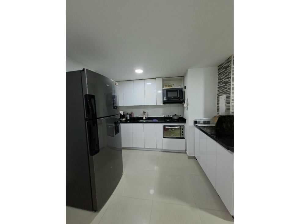 SE VENDE APARTAMENTO EN BELLO BARRIO CABAÑAS — foto 3
