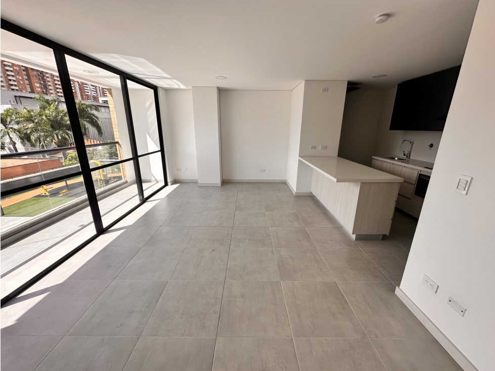 SE VENDE APARTAMENTO EN LAURELES SECTOR ESTADIO PARA ESTRENAR