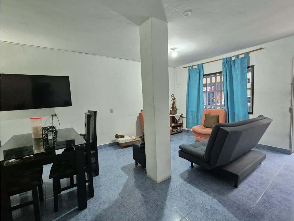 SE VENDE CASA PRIMER PISO EN BELLO SECTOR EL CAIRO LA EPIFANIA — foto 2