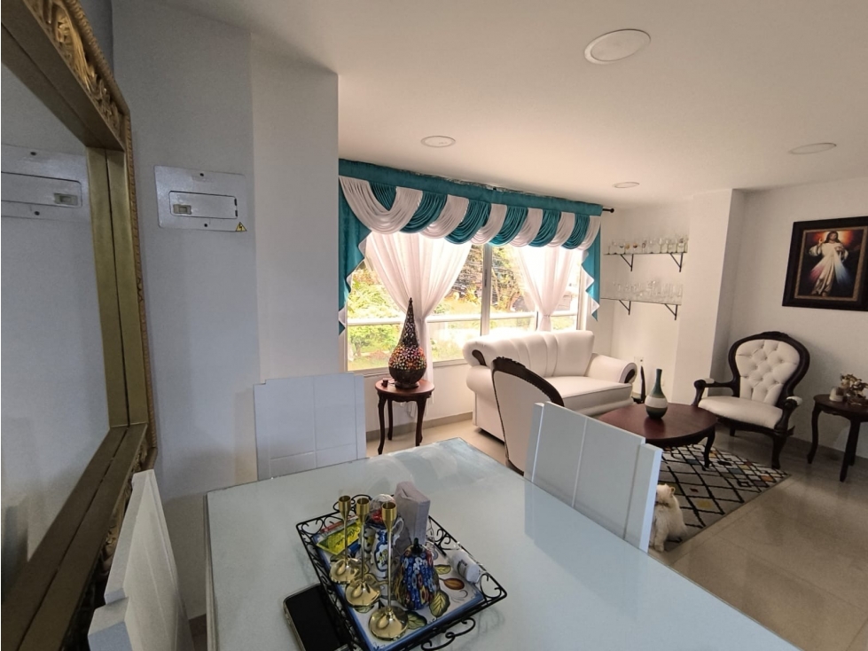 SE VENDE APARTAMENTO EN BELLO BARRIO CABAÑAS CERCA AL AMARÚ — foto 3
