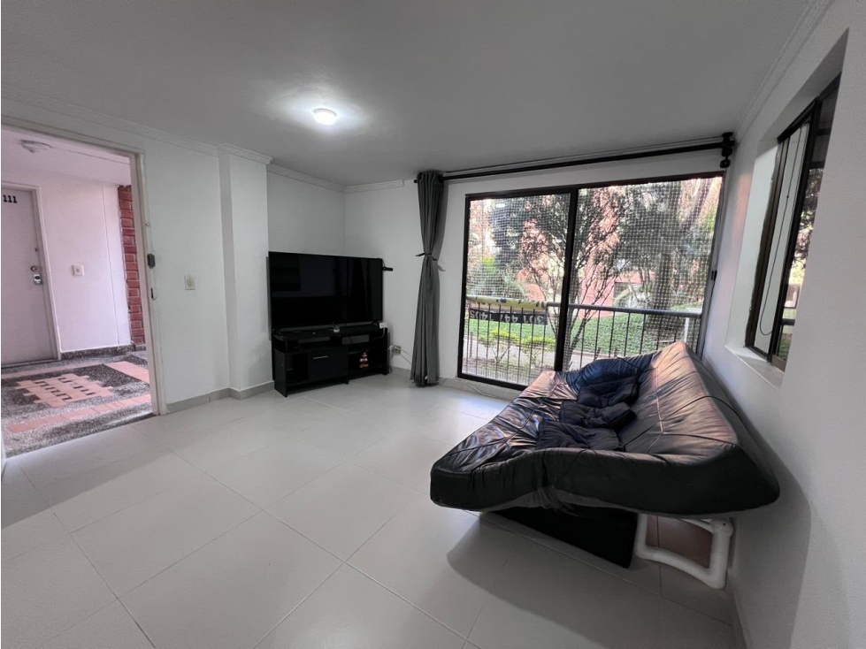 SE VENDE APARTAMENTO EN LAURELES SECTOR ALMERIA - 3