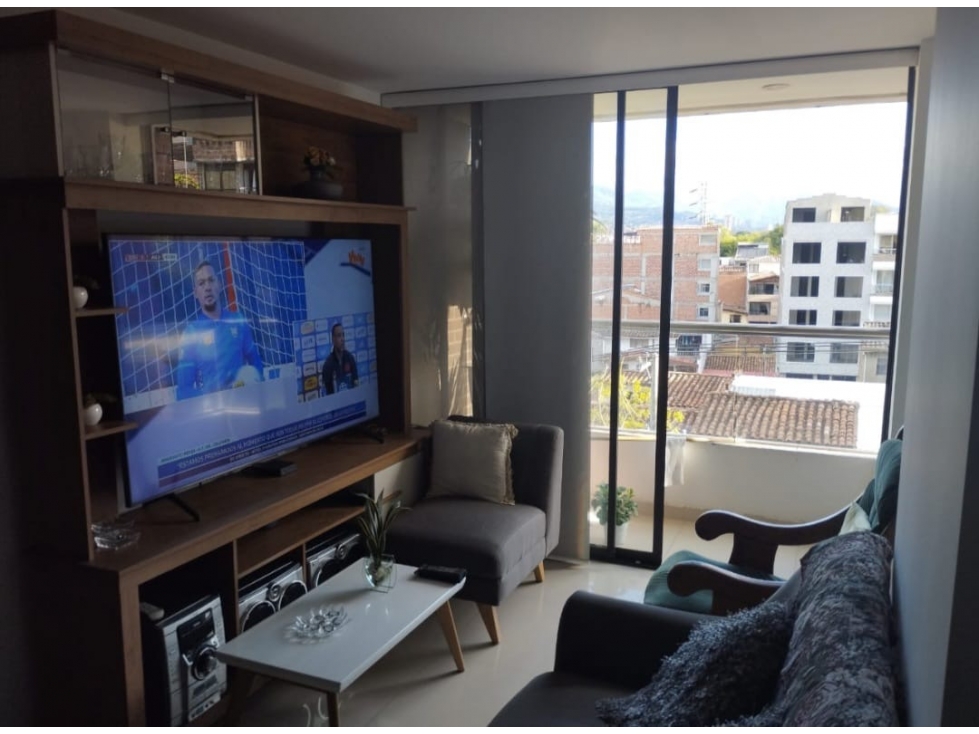 SE VENDE APARTAMENTO EN BELLO BARRIO CABAÑAS — foto 2