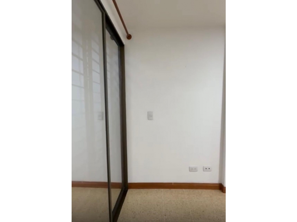 SE VENDE APARTAMENTO EN SABANETA MUY CERCA A MAYORCA — foto 4