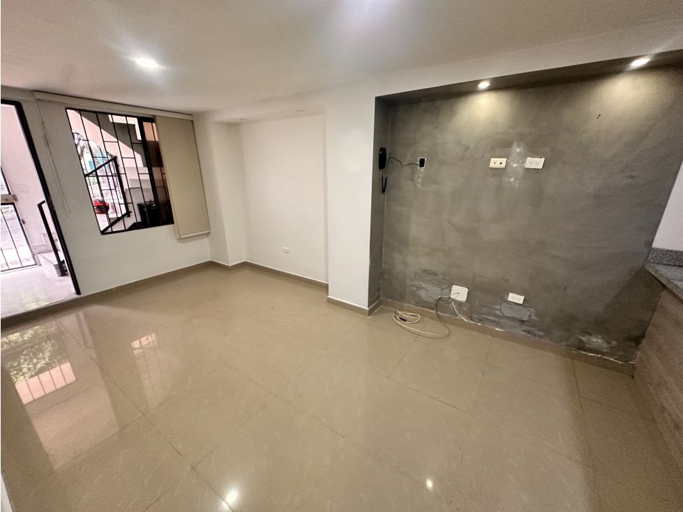 SE VENDE APARTAMENTO PRIMER PISO EN BELLO CABAÑAS — foto 3