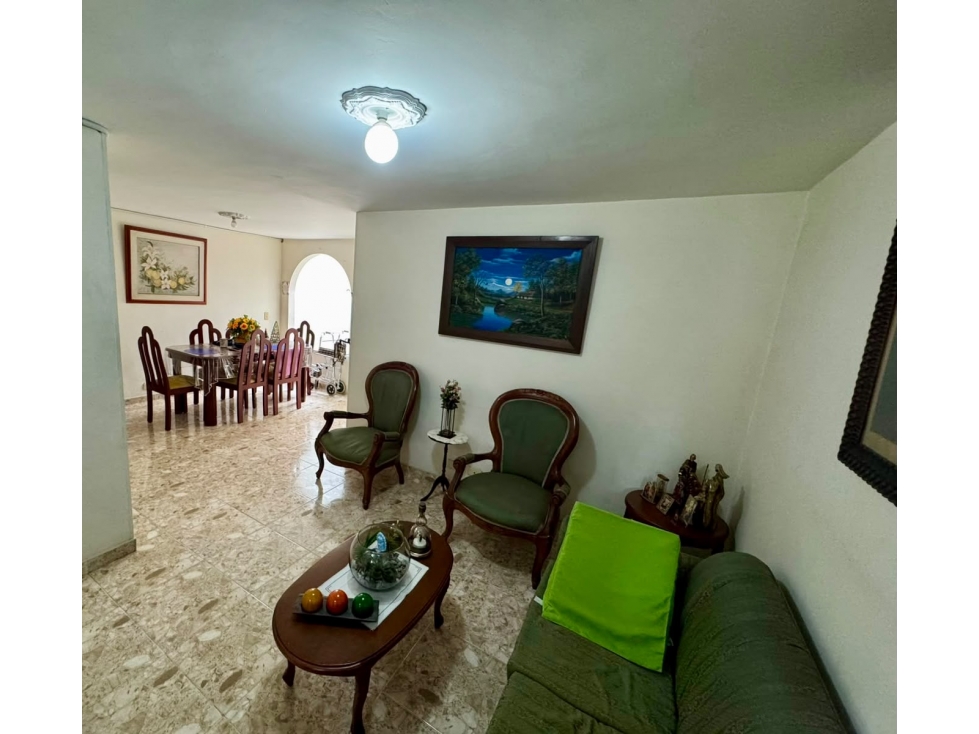 SE VENDE APARTAMENTO AMPLIO EN LA AMÊRICA — foto 2