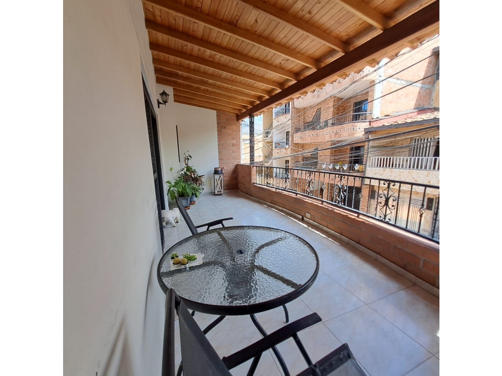 SE VENDE CASA BIFAMILIAR EN BELLO - CABAÑAS — foto 3
