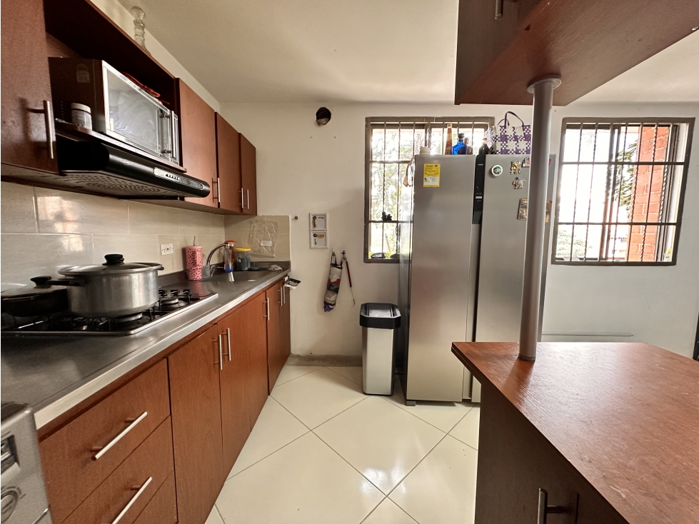 SE VENDE AMPLIO APARTAMENTO EN ENVIGADO EL DORADO — foto 6