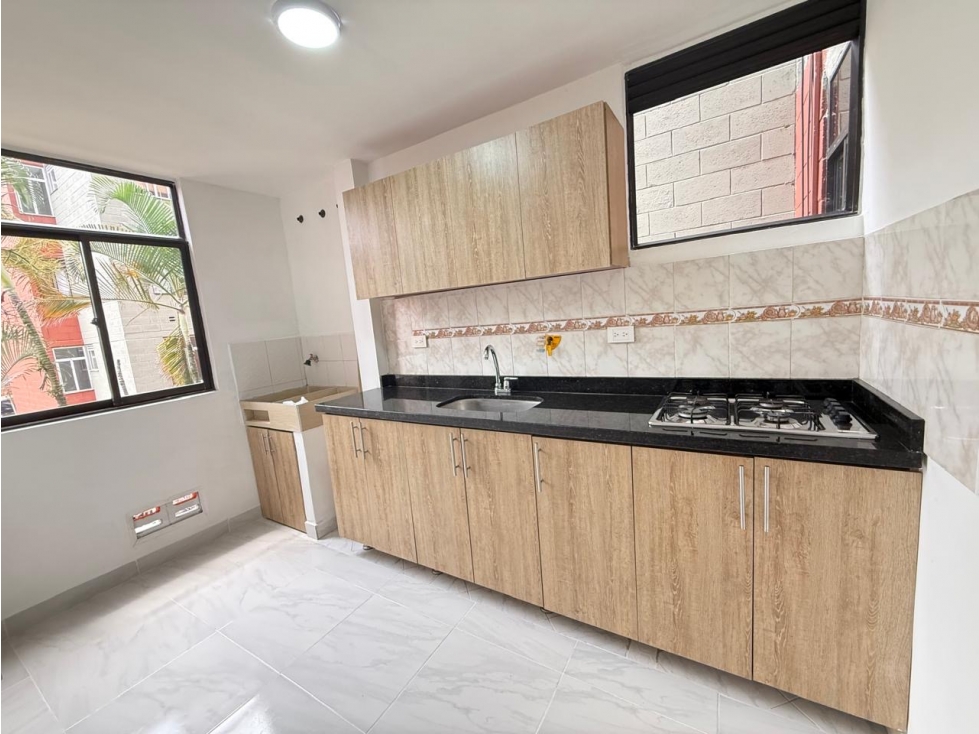SE VENDE APARTAMENTO EN SABANETA SECTOR MARIA AUXILIADORA PARTE MEDIA