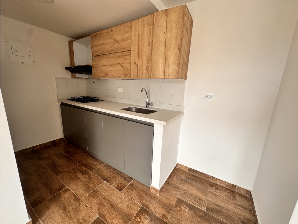 SE VENDE APARTAMENTO EN SABANETA SECTOR MARIA AUXILIADORA PARTE ALTA — foto 3