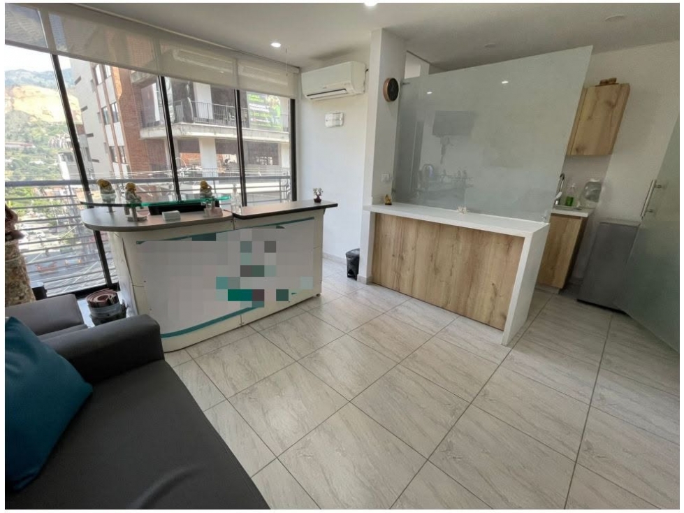 SE VENDE HERMOSO APARTAMENTO EN BELLO BARRIO CABAÑAS — foto 3