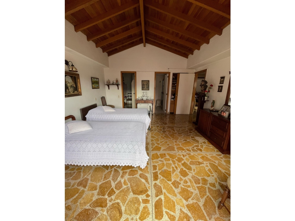 SE VENDE APARTAMENTO DÚPLEX EN LAURELES  — foto 5