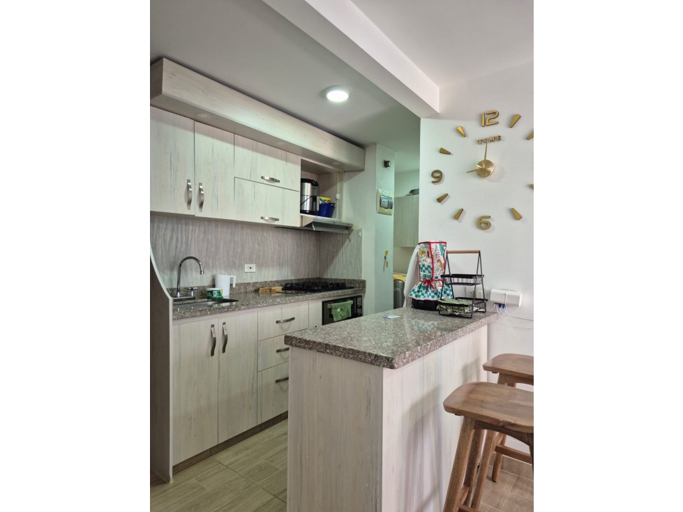 SE VENDE APARTAMENTO EN BELLO NIQUIA CERCA AL CENTRO COMERCIAL — foto 2