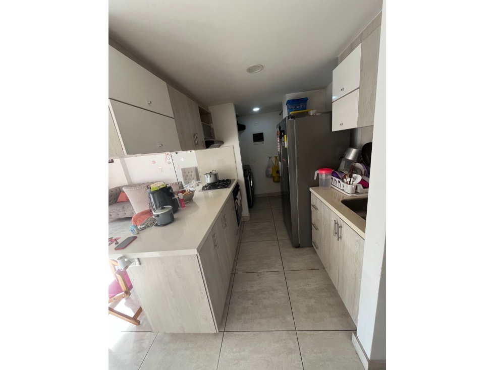 SE VENDE AMPLIO APARTAMENTO EN ENVIGADO BARRIO CAMINO VERDE EL CHINGUI — foto 5