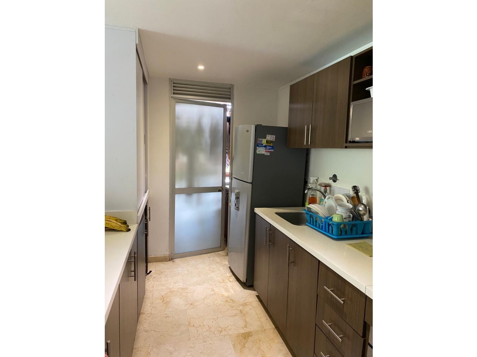SE VENDE APARTAMENTO EN SABANETA SECTOR SAN JOSÉ CERCA — foto 3