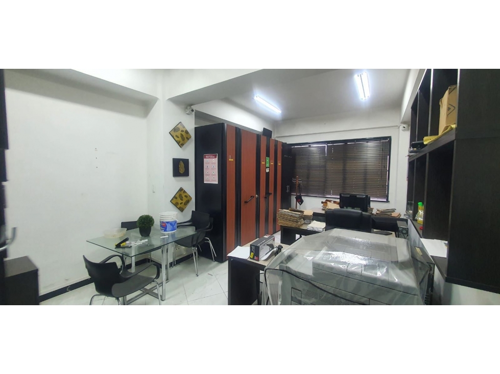 SE VENDE OFICINAS EN EL CENTRO SECTOR CARABOBO CON COLOMBIA 