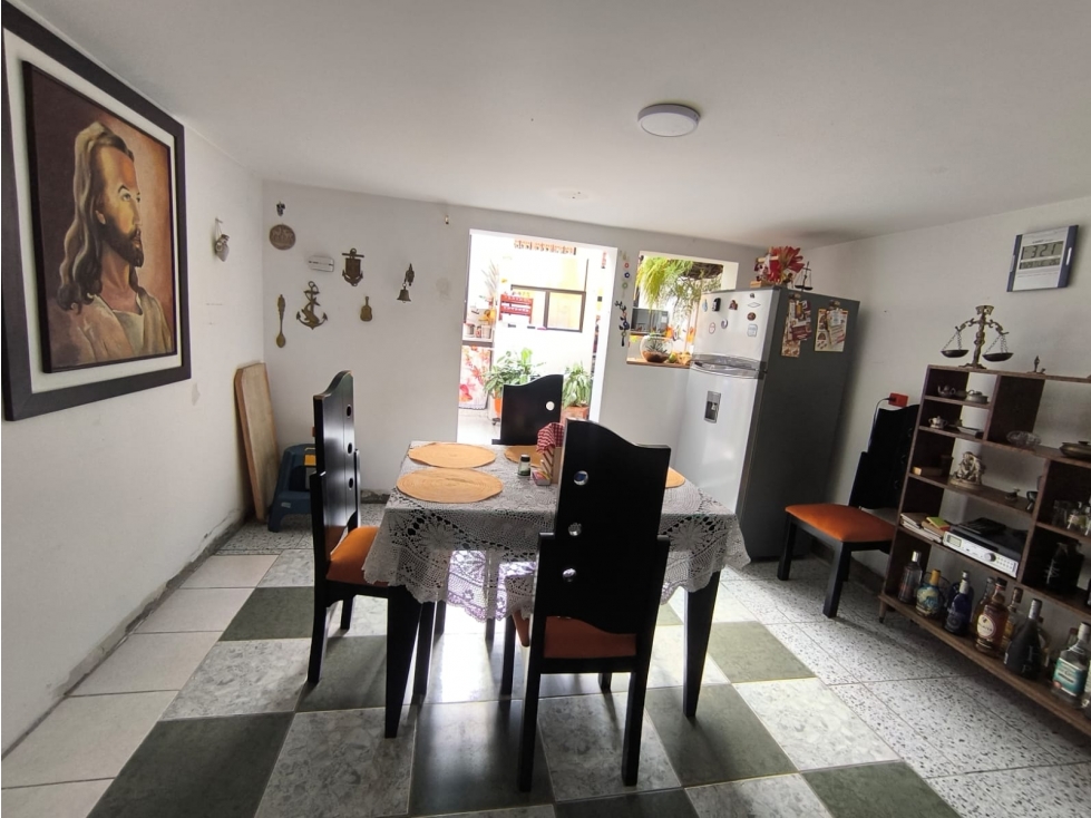 SE VENDE APARTAMENTO CON TERRAZA EN CASTILLA — foto 4