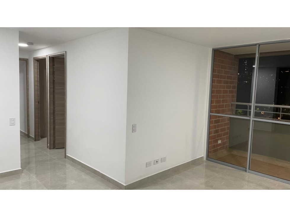 SE VENDE APARTAMENTO EN FABRICATO, ZONAS MÁS EXCLUSIVAS DE LA CIUDAD — foto 5