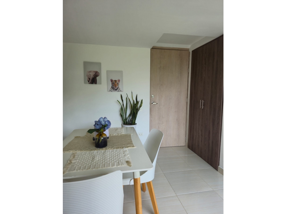 SE VENDE APARTAMENTO EN SABANETA BARRIO EL CARMELO — foto 2