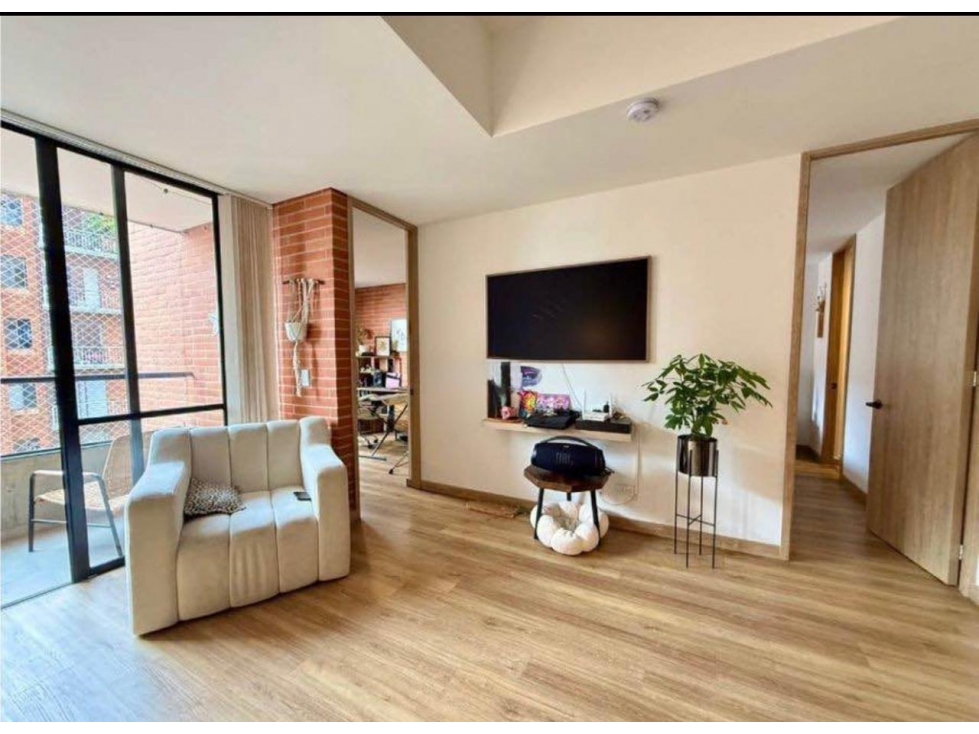 SE VENDE APARTAMENTO EN ENVIGADO MUY CERCA AL CC MAYORCA — foto 5