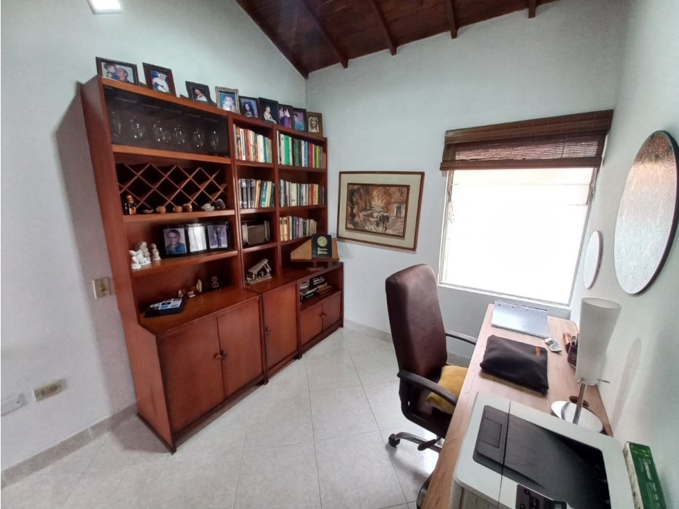SE VENDE CASA BIFAMILIAR EN BELLO BARRIO CABAÑAS LA FLORIDA — foto 5