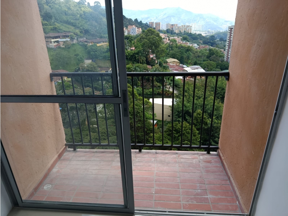 SE VENDE APARTAMENTO EN LA ESTRELLA CERCA AL COLEGIO CANADIENSE — foto 4