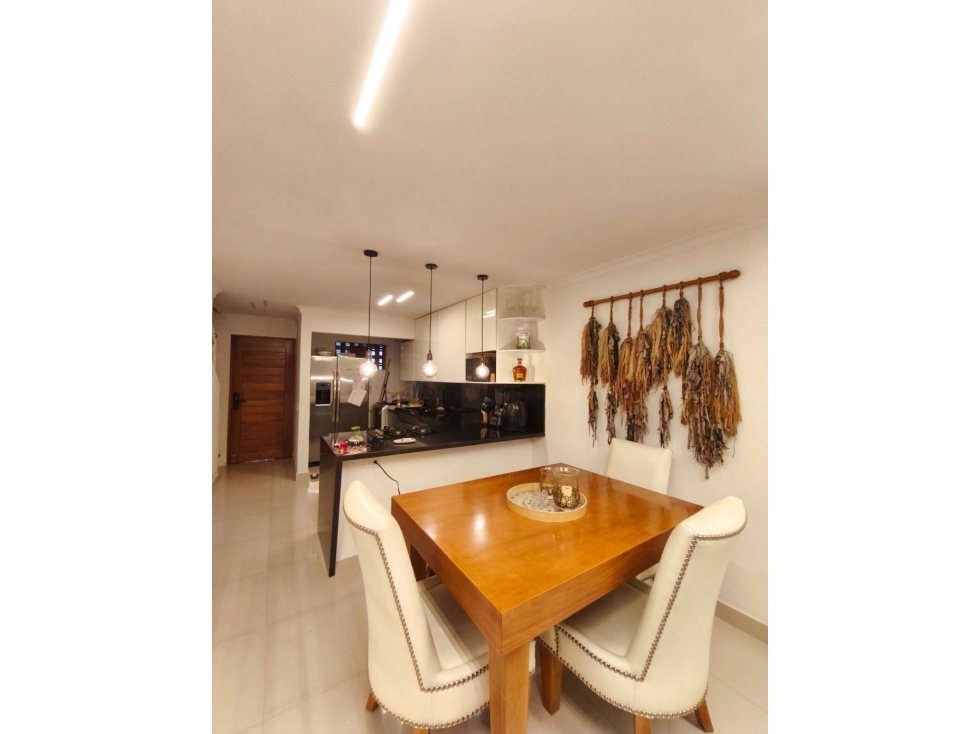 SE VENDE CASA UNIFAMILIAR EN ENVIGADO SECTOR CAMINO VERDE PARTE BAJA