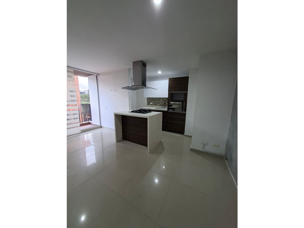 SE VENDE APARTAMENTO EN BELLO BARRIO CABAÑAS PARTE BAJA — foto 2