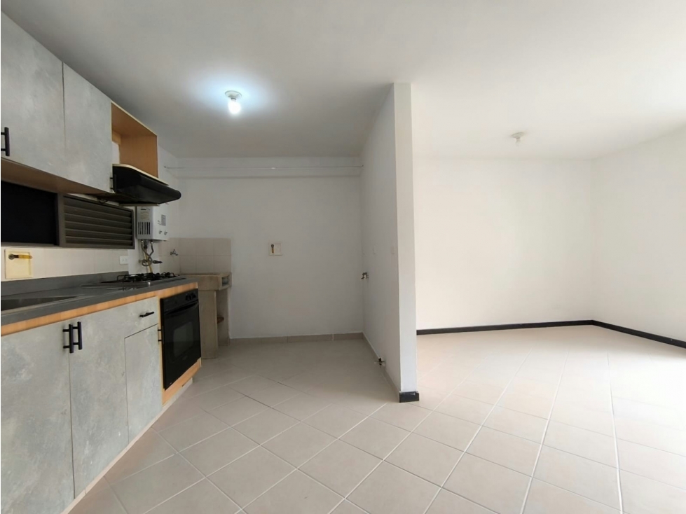 SE VENDE APARTAMENTO EN ENVIGADO SECTOR EL TRIANON SEÑORIAL