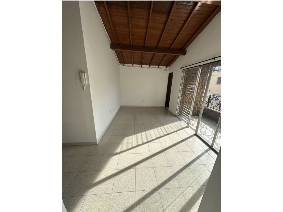 SE VENDE LINDO APARTAMENTO EN SABANETA BARRIO ENTREAMIGOS