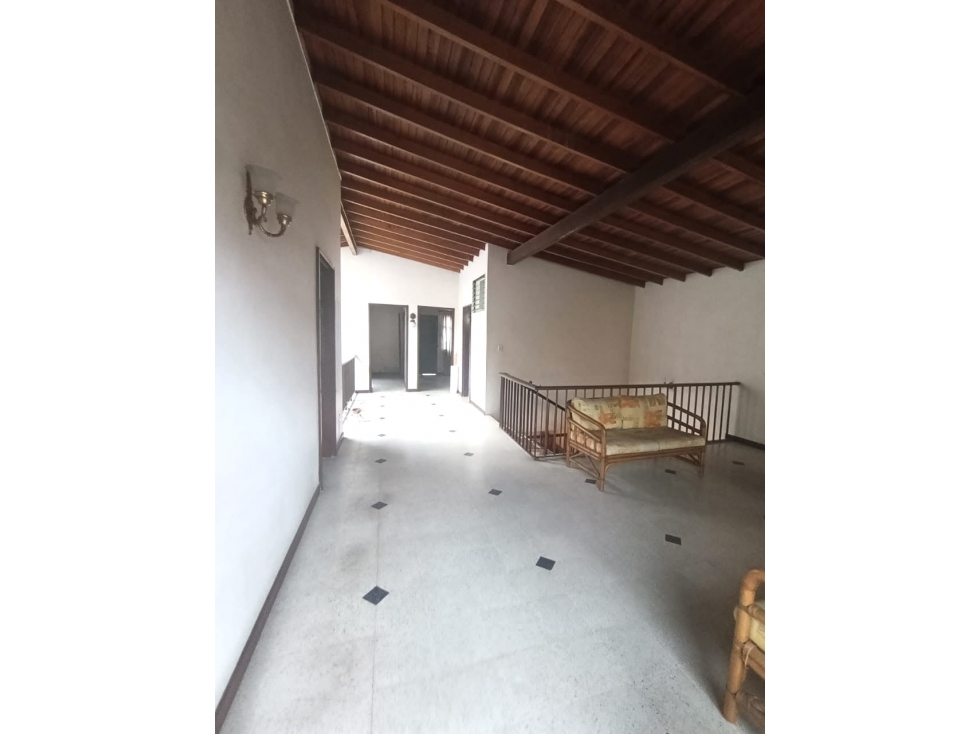 SE VENDE CASA LOTE UNIFAMILIAR EN LAURELES SECTOR SIMON BOLIVAR — foto 6