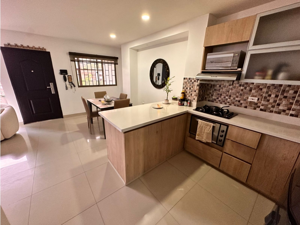 SE VENDE APARTAMENTO DÚPLEX EN BELLO SECTOR CABAÑAS — foto 6