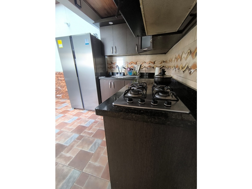 SE VENDE CASA UNIFAMILIAR EN UNIDAD CERRADA, EN BELLO BARRIO CABAÑAS — foto 4