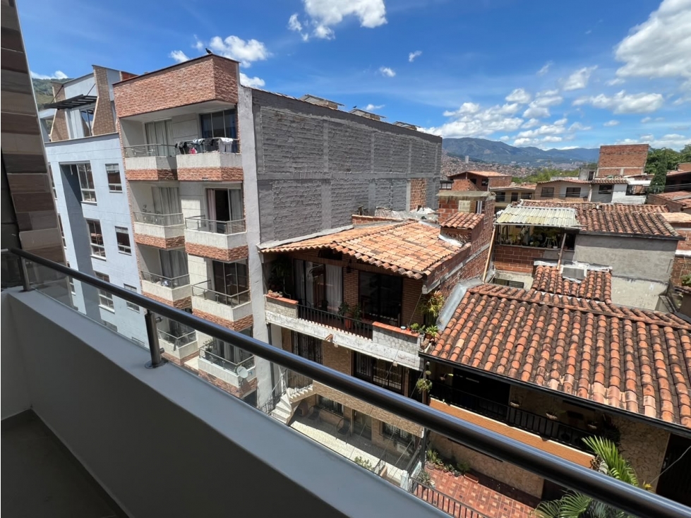 SE VENDE HERMOSO Y AMPLIO APARTAMENTO EN CABAÑAS BELLO — foto 5