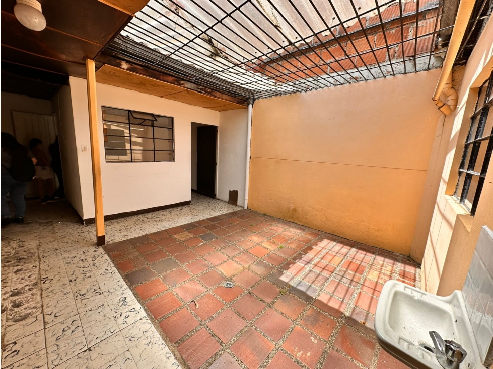SE VENDE CASA LOTE PARA PROYECTOS DE VIVIENDAS EN VILLA HERMOSA — foto 2