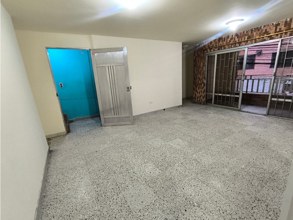 SE VENDE APARTAMENTO EN BELLO CERCA AL PARQUE PRINCIPAL — foto 5