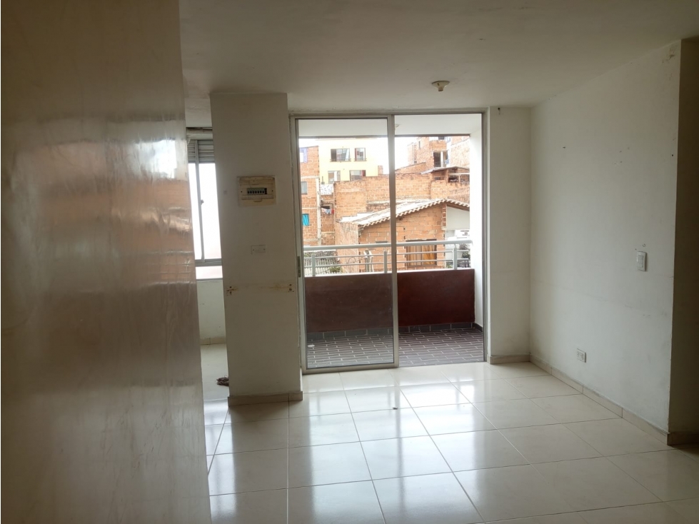 SE VENDE APARTAMENTO CERCA AL PARQUE DE BELLO — foto 2