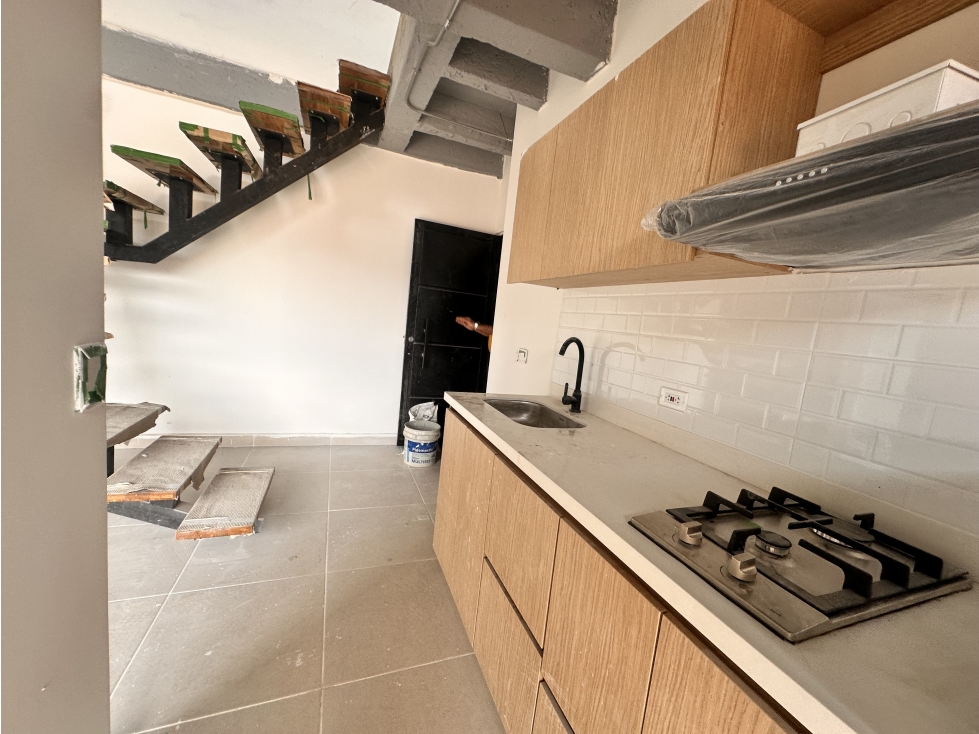 SE VENDE APARTAMENTO DÚPLEX EN SABANETA SECTOR ENTRE AMIGOS — foto 4