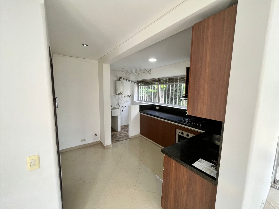 SE VENDE AMPLIO APARTAMENTO EN BELÉN EL NOGAL LOS ALMENDROS — foto 4