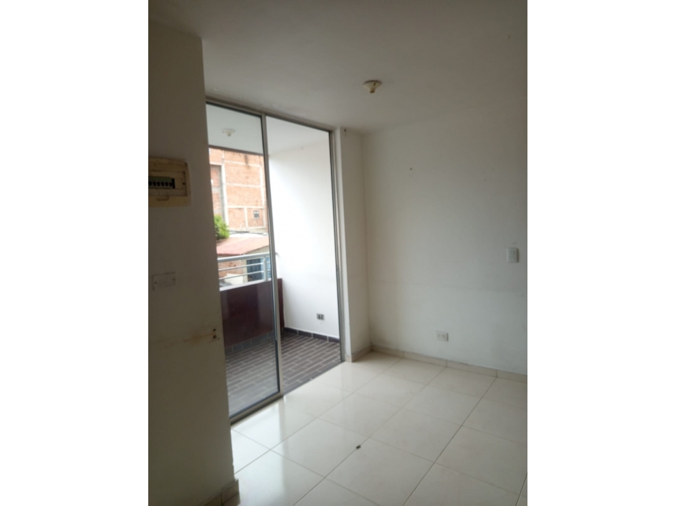 SE VENDE APARTAMENTO CERCA AL PARQUE DE BELLO — foto 6