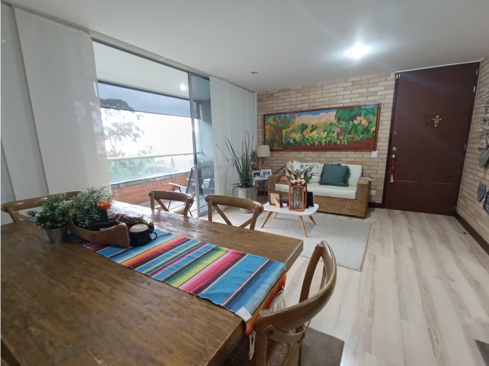 SE VENDE AMPLIO APARTAMENTO EN ENVIGADO SECTOR EL ESCOBERO — foto 3