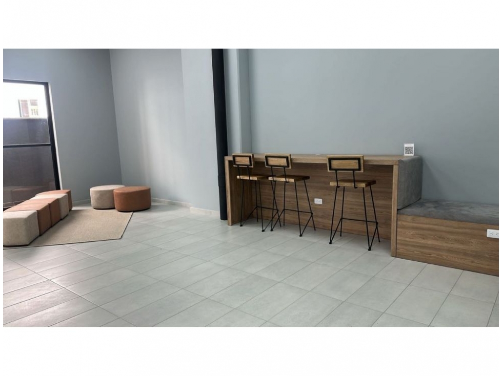 SE VENDE HERMOSO APARTAMETNO EN BELLO BARRIO CABAÑAS PARTE BAJA — foto 2