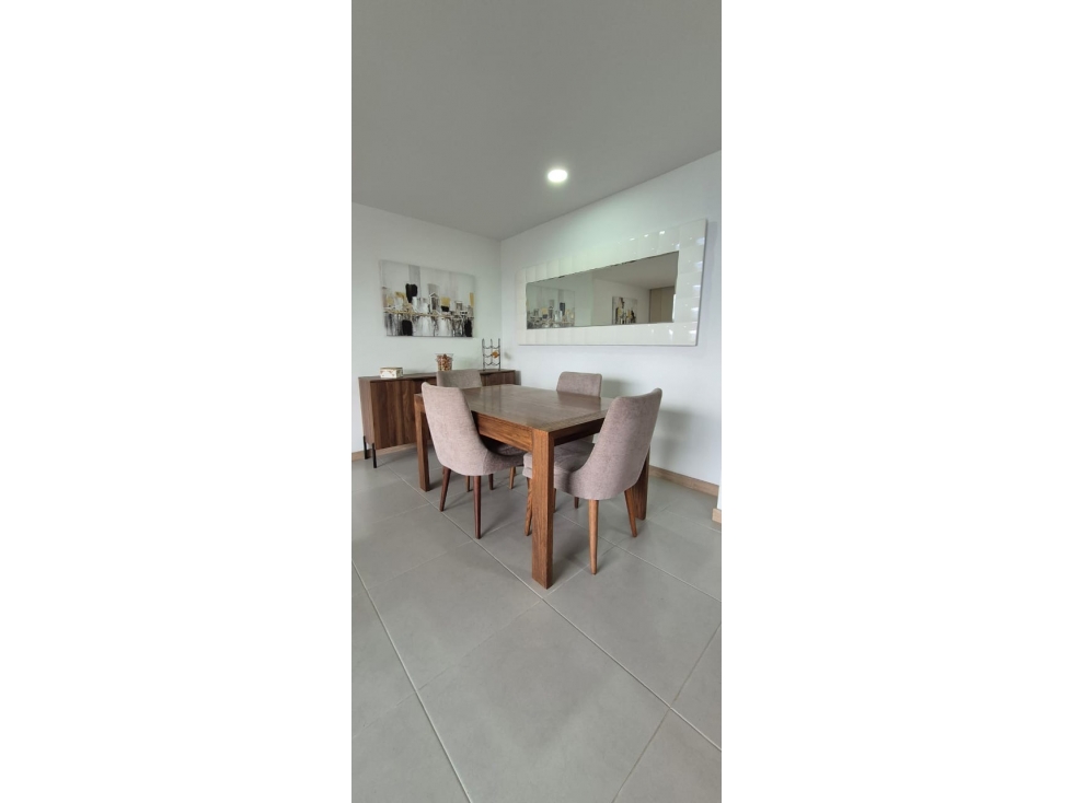 SE VENDE AMPLIO APARTAMENTO EN ITAGUI SURAMERICA — foto 3