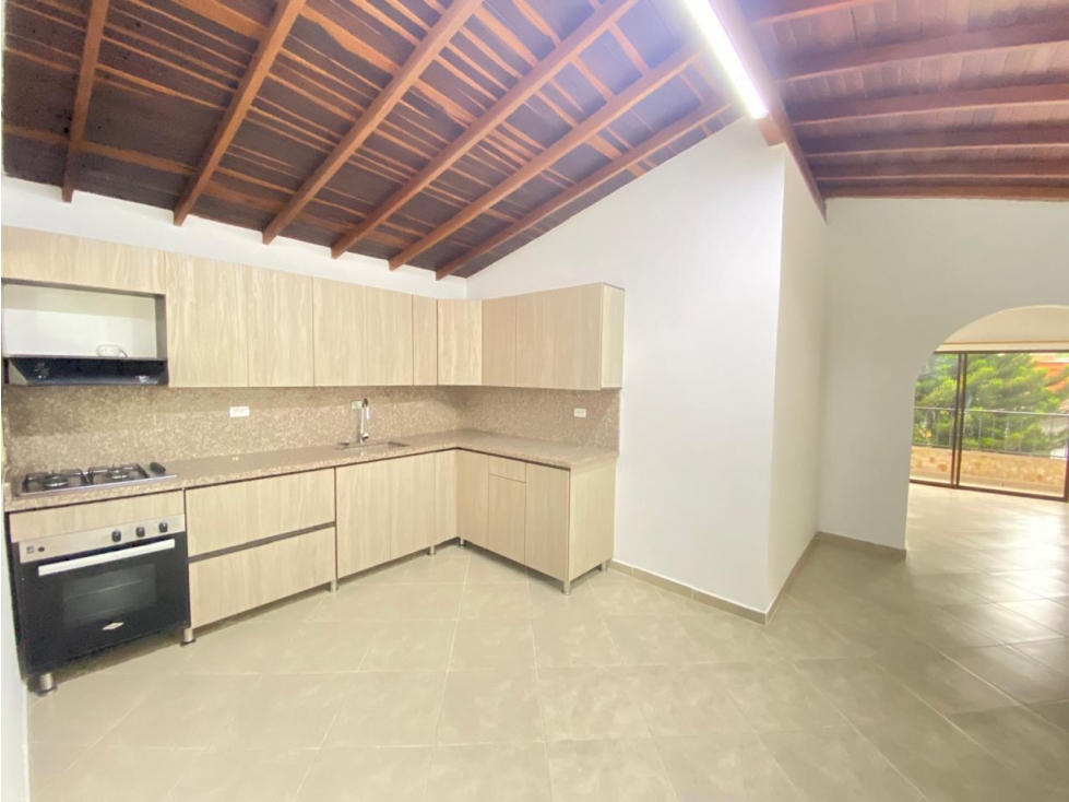 SE VENDE CASA UNIFAMILIAR EN ENVIGADO SECTOR EL TRIANON  — foto 2