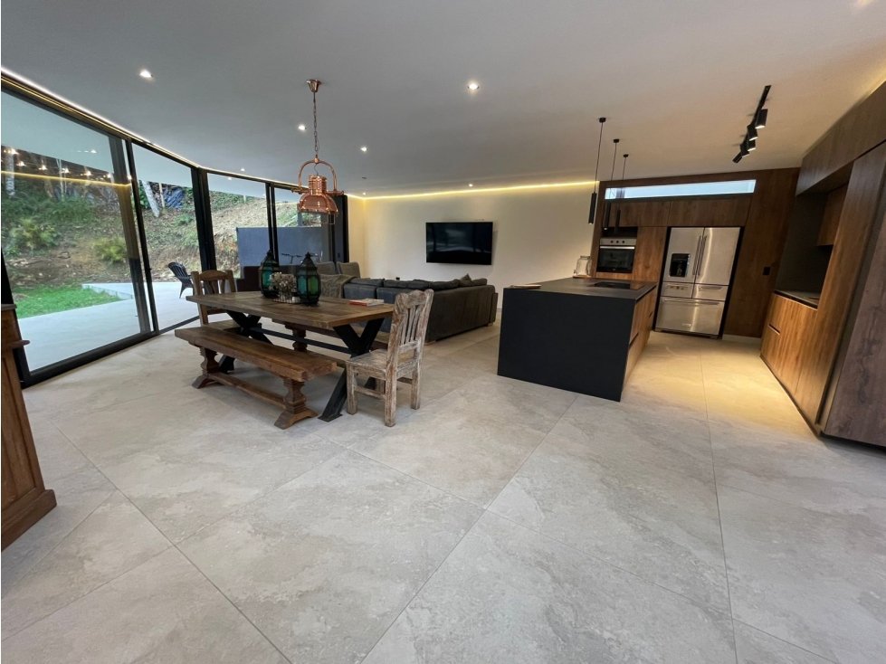 SE VENDE CASA CAMPESTRE EN EL ALTO DE LAS PALMAS — foto 2