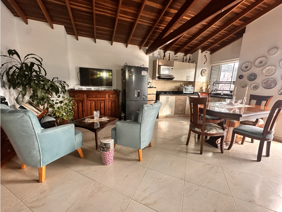 SE VENDE AMPLIO APARTAMENTO EN ENVIGADO SECTOR EL DORADO — foto 6