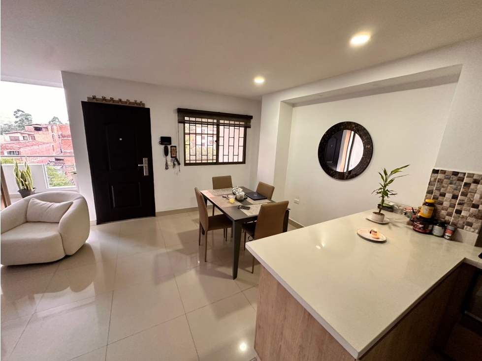 SE VENDE APARTAMENTO DÚPLEX EN BELLO SECTOR CABAÑAS — foto 5