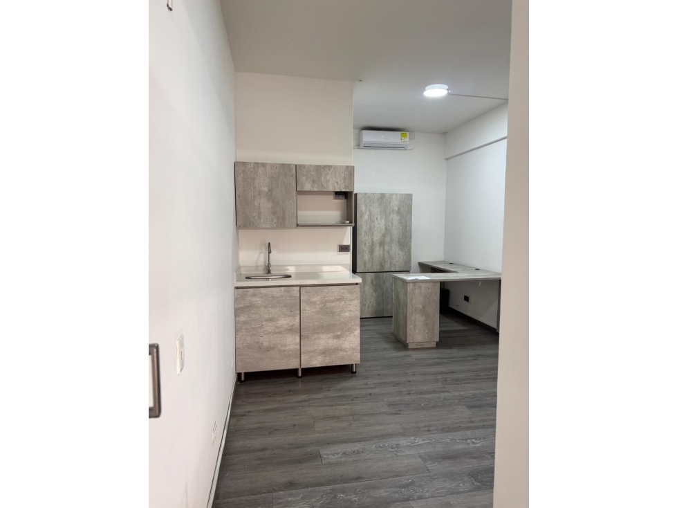 SE VENDE LOCAL EN CENTRO MEDELLÍN, CENTRO COMERCIAL PATIO DE LA UNIÓN — foto 2