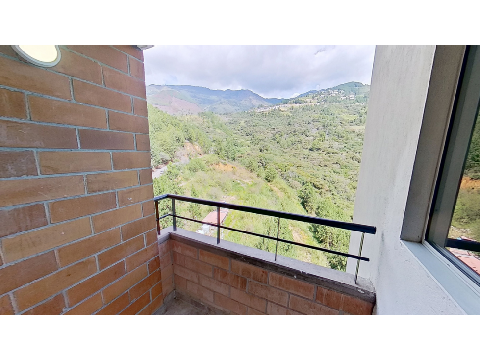 SE VENDE APARTAMENTO EN NAVARRA, A 5 MINUTOS DE LA ESTACIÓN NIQUIA — foto 3